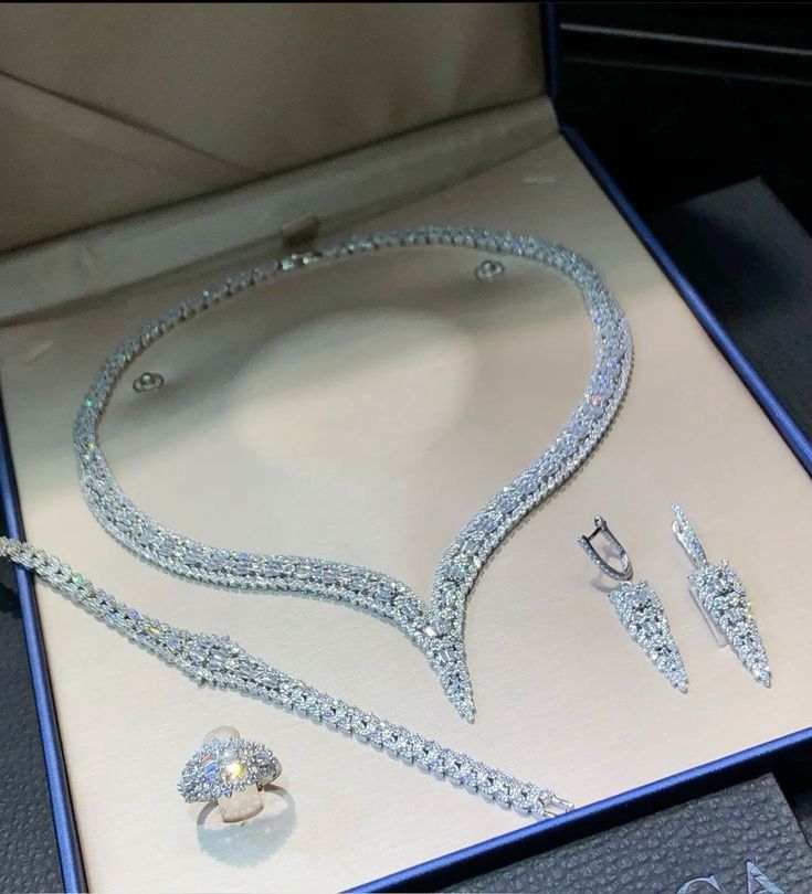 Dịch vụ xây thương hiệu cá nhân quà tặng