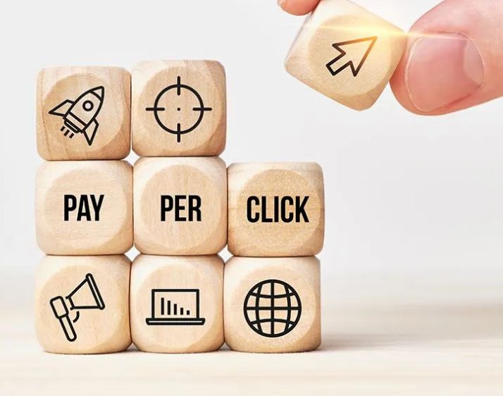facebook ads tính phí như thế nào